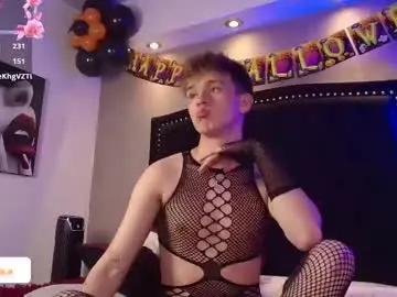 Chaturbate Live Sex Cam of liamwild20