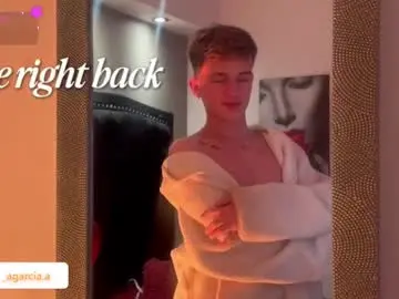 Chaturbate Best live sex cam show of liamwild20