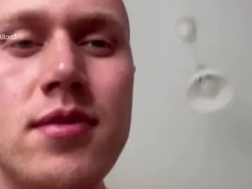 Chaturbate Live Porn of wlademarbergs