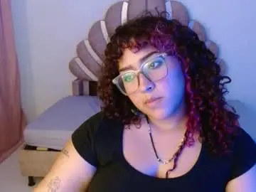 Chaturbate Adult Video Chat of blueevelvet