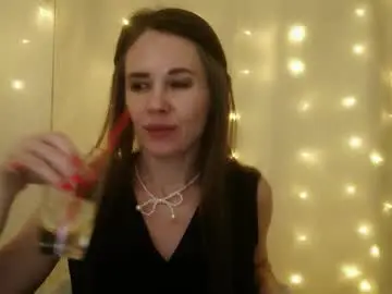 Chaturbate Live Sex Cam of luciemack