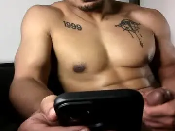 Chaturbate Nude Webcam of vegasluv702