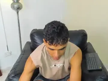 Chaturbate Adult Video Chat of alejandro_williams