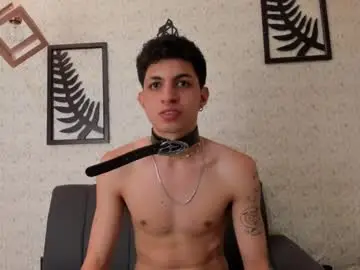 Chaturbate Free Porn Cam of cameron_lux4