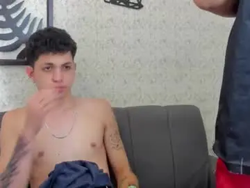 Chaturbate Best live sex cam show of cameron_lux4