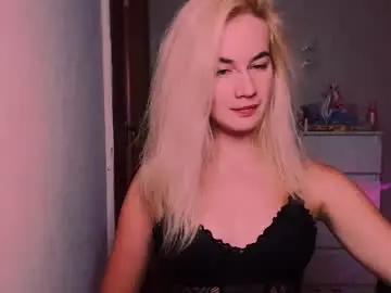 Chaturbate Watch Live Sex Cams of carinfox