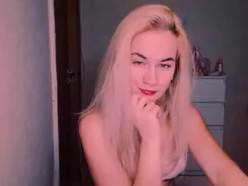 Chaturbate Adult Video Chat of carinfox