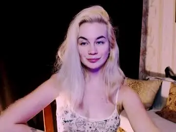 Chaturbate Free Live Porn of carinfox