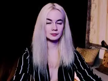 Chaturbate Free Live Porn of carinfox