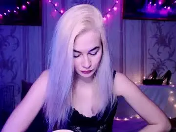 Chaturbate Best live sex cam show of carinfox