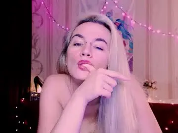 Chaturbate Live Sex Cam of carinfox