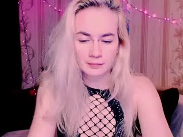 Chaturbate Adult Video Chat of carinfox