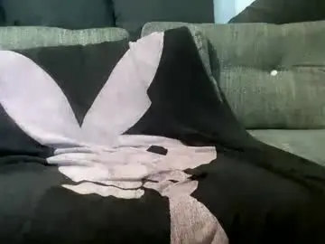 Chaturbate Live Sex Cam of mihc1117