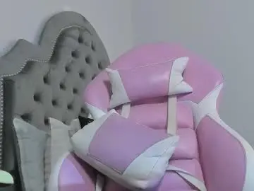 Chaturbate Nude Webcam of atena_hill