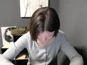 Chaturbate Live Sex Cam of shining_pearl