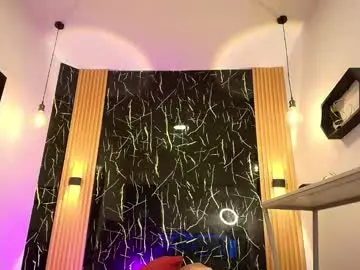 Chaturbate Best live sex cam show of bella_salvatore