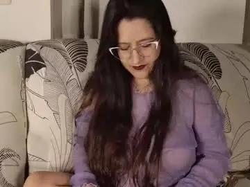 Chaturbate Live Sex Cam of deesseluxure_