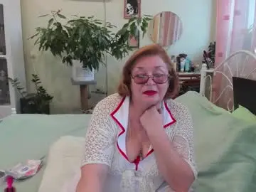 Chaturbate Live Sex Cam of flowerlover8