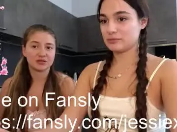 Chaturbate Live Sex Cam of jessiexxi