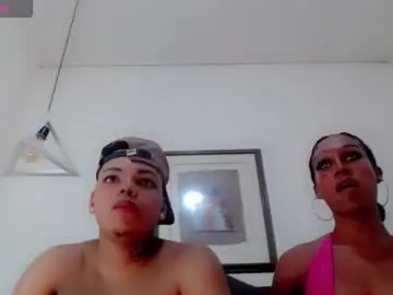 Chaturbate Live Porn of royal_xx