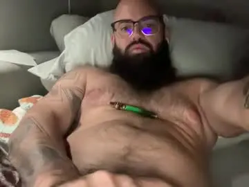 Chaturbate Adult Webcams of uncutbeard129840