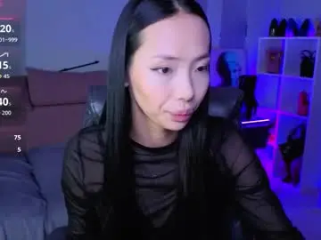 Chaturbate Live Sex Cam of _miura_