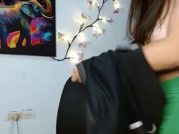 Chaturbate Live Sex Cam of _serendepia_