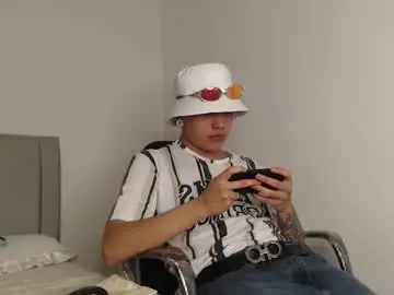 Chaturbate Adult Video Chat of alex__lover