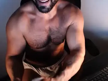 Chaturbate Best live sex cam show of beard_top_guy