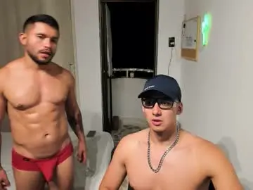 Chaturbate Adult Webcams of travis_bakerr