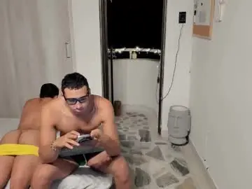 Chaturbate Adult Video Chat of travis_bakerr