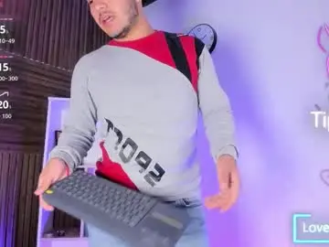 Chaturbate Live Porn of axel_grey_