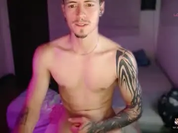 Chaturbate Live Sex Cam of jamesss____