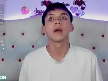 Chaturbate Sex Cam of princeapolo_anki