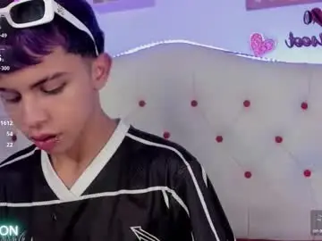 Chaturbate Adult Webcam of princeapolo_anki