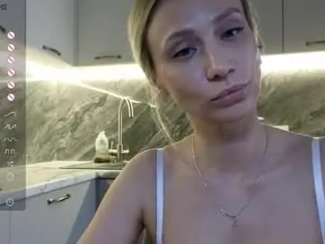 Chaturbate Free Live Porn of alicewonders_