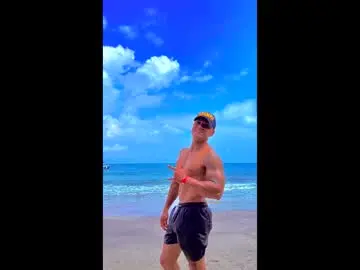 Chaturbate Adult Webcams of maxi_mux1