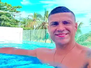 Chaturbate Best live sex cam show of maxi_mux1