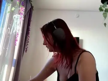 Chaturbate Adult Video Chat of michelinacaneza