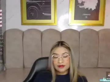 Chaturbate Free Live Porn of rosse_jeane_v