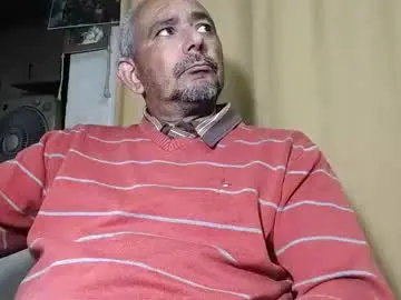 Chaturbate Live Sex Cam of sweetcuervo