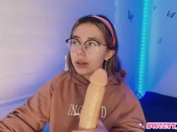 Chaturbate Live Sex Cam of sweettvera_