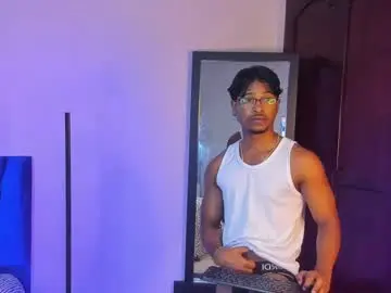 Chaturbate Live Sex Cam of cassian_gold
