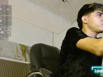 Chaturbate Live Sex Cam of dyla_n18_