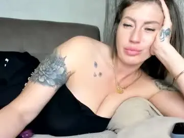 Chaturbate Adult Video Chat of little_princess777