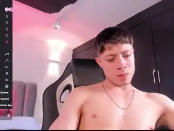 Chaturbate Live Sex Cam of marcuscollins1_