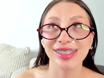 Chaturbate Live Sex Cam of scarett_jackson