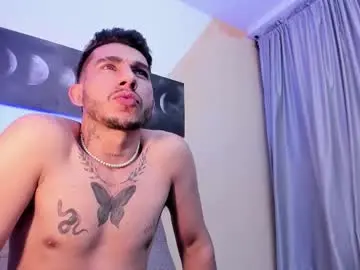 Chaturbate Free Porn Cam of taylor_lewiis
