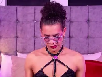 Chaturbate Live Sex Cam of aivadumont