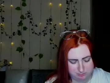 Chaturbate Live Sex Cam of aliciaaared_kis
